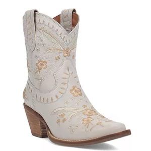 Dingo Primrose Western Boots Size 7